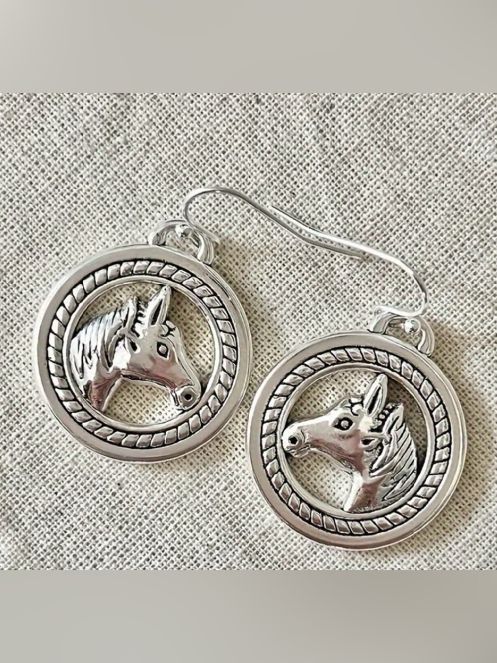 EQUESTRIAN Horse Head Silver Circle Hook Earrings